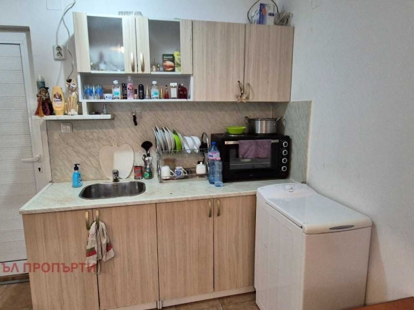 Дава се под наем Едностаен апартамент в София, Гео Милев - 30 кв.м за 357 € - Снимка #1