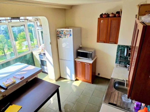 Тристаен апартамент в София, Люлин 9 - 84 кв.м за 1965 €/кв.м - Снимка #1