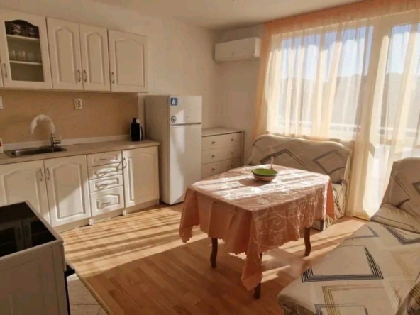 Дава се под наем Тристаен апартамент в Пловдив, Кючук Париж - 90 кв.м за 500 € - Снимка #1