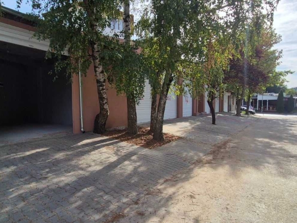 Гараж / Паркомясто в Велико Търново, Бузлуджа - 26 кв.м за 1347 €/кв.м - Снимка #1