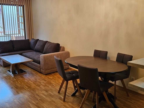 Дава се под наем Двустаен апартамент в София, Белите брези - 75 кв.м за 650 € - Снимка #1