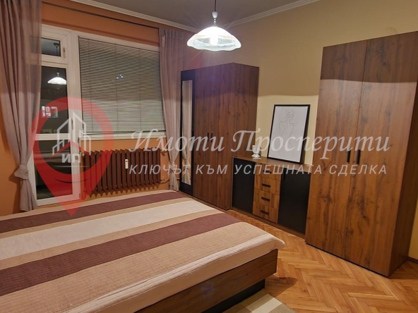 Дава се под наем Двустаен апартамент в София, Иван Вазов - 80 кв.м за 750 € - Снимка #1