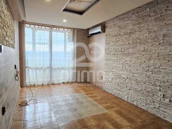 Тристаен апартамент в Велико Търново, Център - 62 кв.м за 1694 €/кв.м - Снимка #1