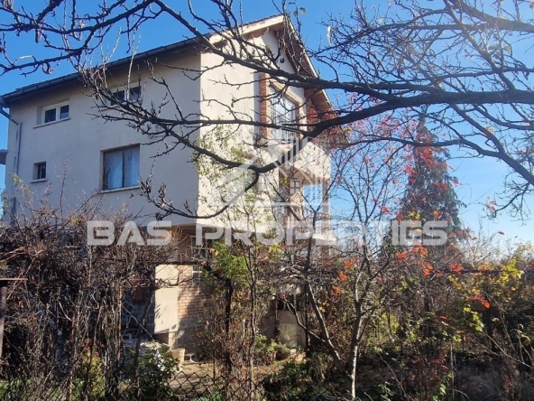 Къща в Костинброд - 210 кв.м за 607 €/кв.м - Снимка #1