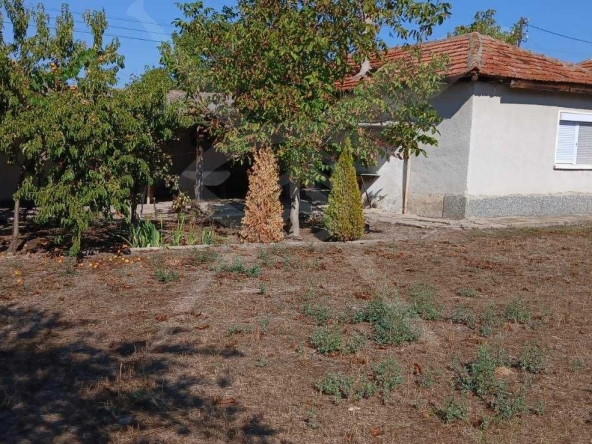 Къща в с. Бегово, Област Пловдив - 130 кв.м за 216 €/кв.м - Снимка #1