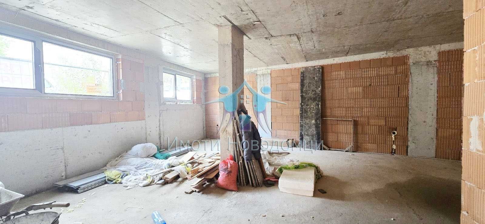 Едностаен апартамент в Шумен, Пазара - 62 кв.м за 756 €/кв.м - Снимка #1