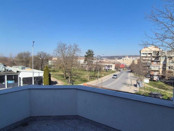 Двустаен апартамент в Велико Търново, Бузлуджа - 63 кв.м за 729 €/кв.м - Снимка #1