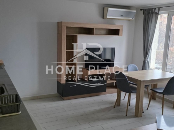 Дава се под наем Двустаен апартамент в Варна, Автогара - 65 кв.м за 428.91 € - Снимка #1