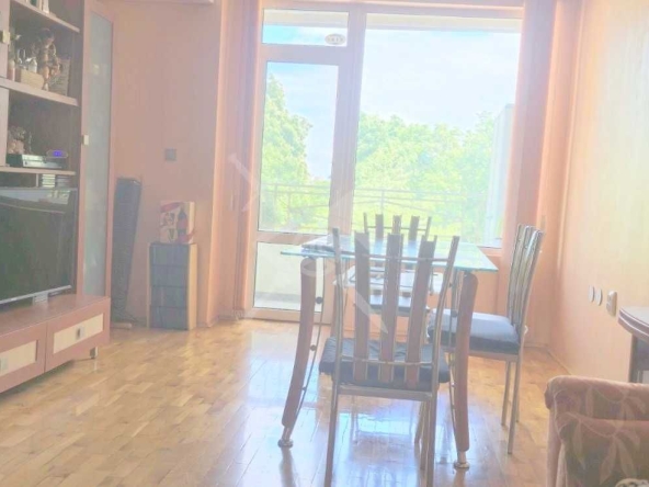 Тристаен апартамент в Пловдив, Каменица 1 - 103 кв.м за 1942 €/кв.м - Снимка #1