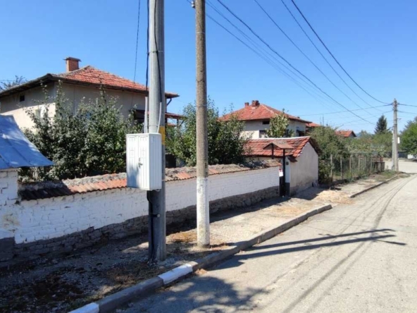 Къща в с. Стамболово, Област София-област - 130 кв.м за 539 €/кв.м - Снимка #1