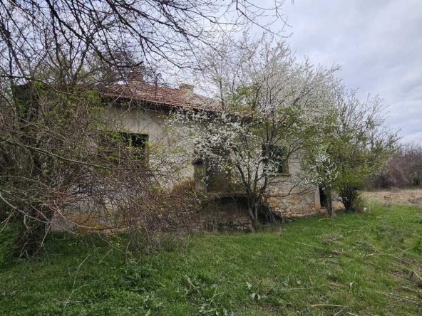 Къща в с. Крамолин, Област Габрово - 90 кв.м за 213 €/кв.м - Снимка #1