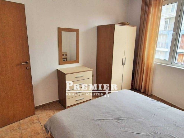 Тристаен апартамент в к.к. Слънчев бряг - 60 кв.м за 1067 €/кв.м - Снимка #1