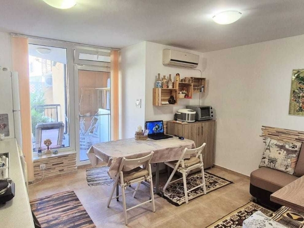 Двустаен апартамент в к.к. Слънчев бряг - 50 кв.м за 1260 €/кв.м - Снимка #1