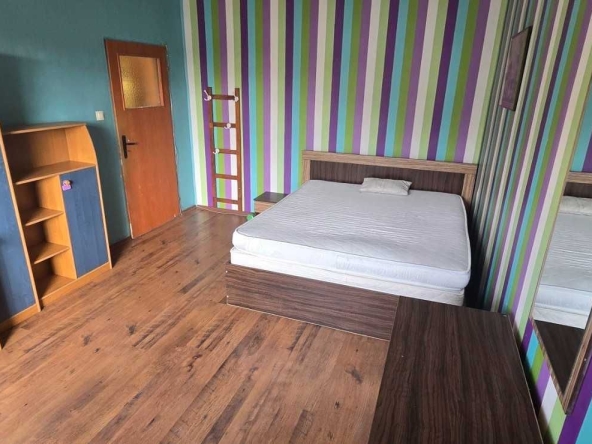 Дава се под наем Многостаен апартамент в Бургас, Братя Миладинови - 100 кв.м за 445 € - Снимка #1