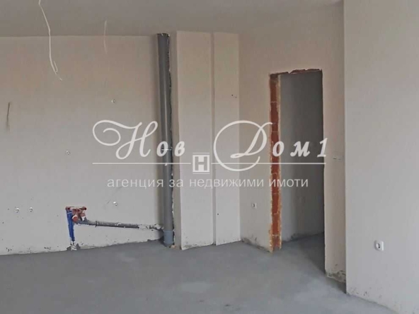 Едностаен апартамент в Пловдив, Централна гара - 41 кв.м за 2561 €/кв.м - Снимка #1