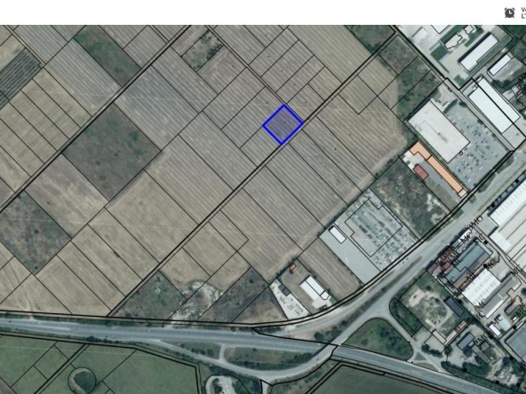 Парцел в Казанлък - 2200 кв.м за 31 €/кв.м - Снимка #1