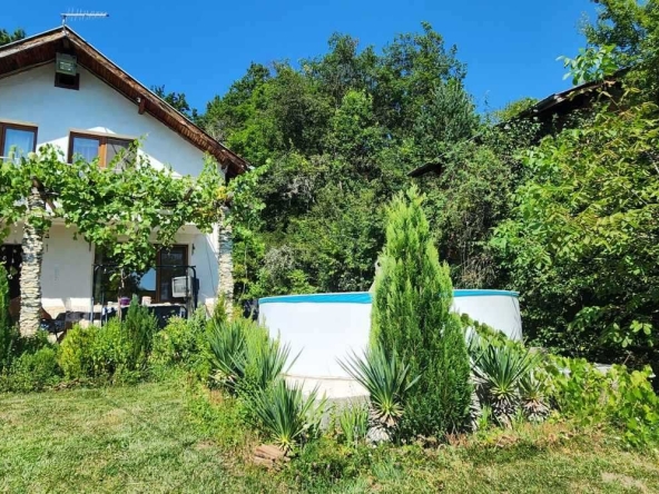 Къща в с. Цацаровци, Област София-област - 58 кв.м за 1156 €/кв.м - Снимка #1