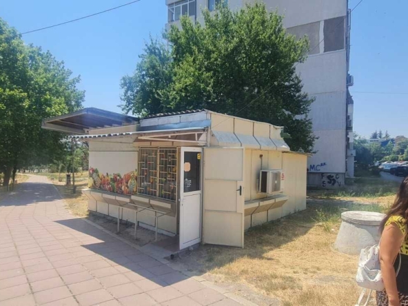 Магазин в Варна, Кайсиева градина - 30 кв.м за 374 €/кв.м - Снимка #1