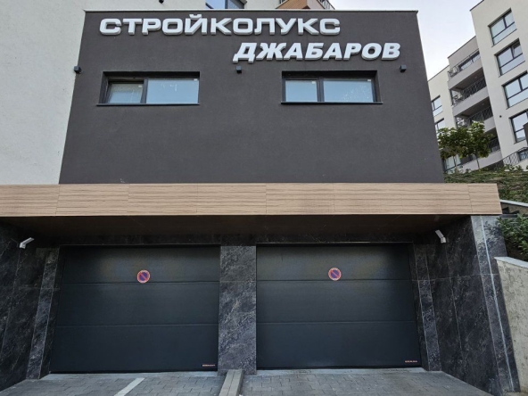 Дава се под наем Гараж / Паркомясто в Шумен, м-т Сакарка - 38 кв.м за 112.2 € - Снимка #1