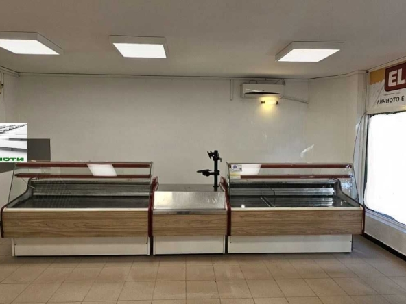 Дава се под наем Магазин в Пловдив, Кючук Париж - 88 кв.м за 612 € - Снимка #1