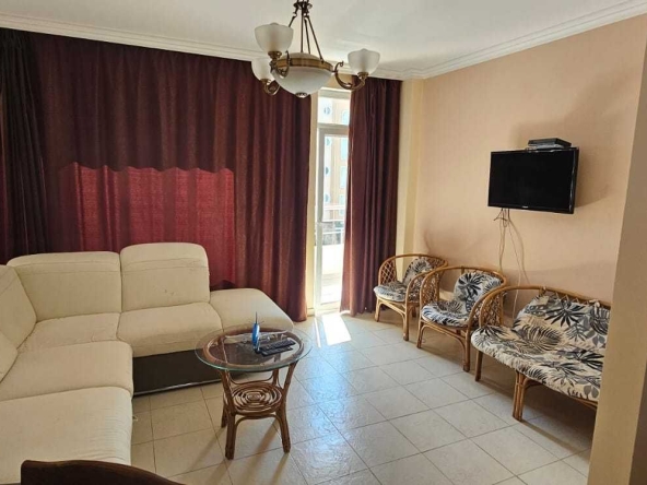 Тристаен апартамент в к.к. Слънчев бряг - 90 кв.м за 1145 €/кв.м - Снимка #1