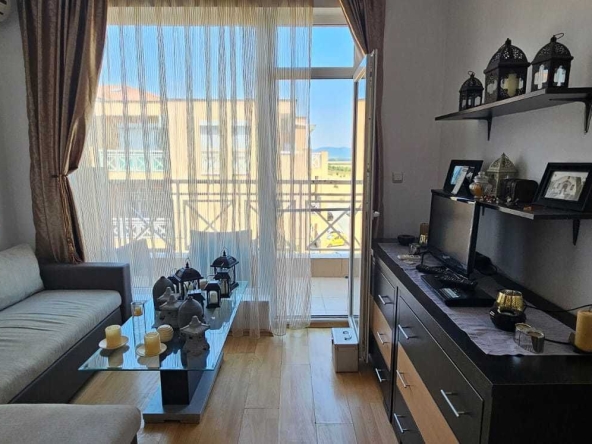 Тристаен апартамент в к.к. Слънчев бряг - 80 кв.м за 749 €/кв.м - Снимка #1