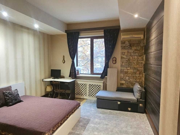 Дава се под наем Двустаен апартамент в Русе, Алеи Възраждане - 50 кв.м за 357 € - Снимка #1