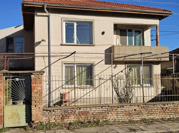 Къща в Стара Загора, Метро - 248 кв.м за 206 €/кв.м - Снимка #1