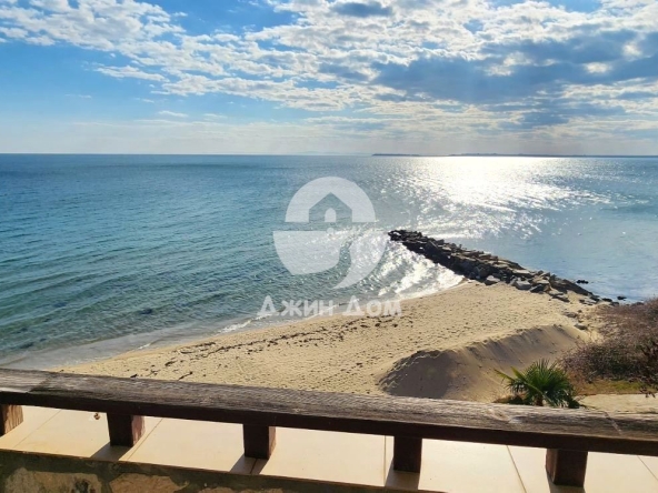 Четиристаен апартамент в Свети Влас - 256 кв.м за 1415 €/кв.м - Снимка #1
