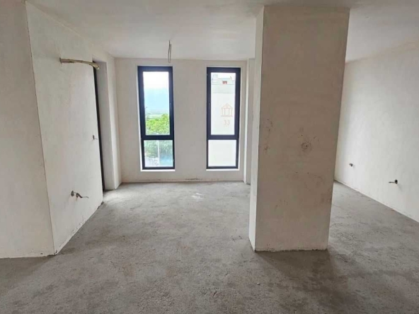 Четиристаен апартамент в Стара Загора, Железник - център - 137 кв.м за 607 €/кв.м - Снимка #1