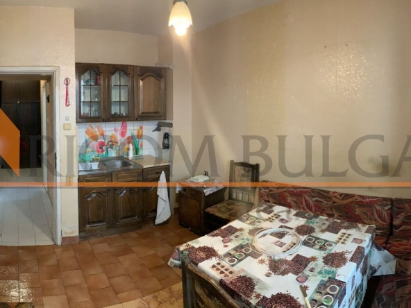 Тристаен апартамент в Варна, Лятно кино Тракия - 70 кв.м за 2000 €/кв.м - Снимка #1