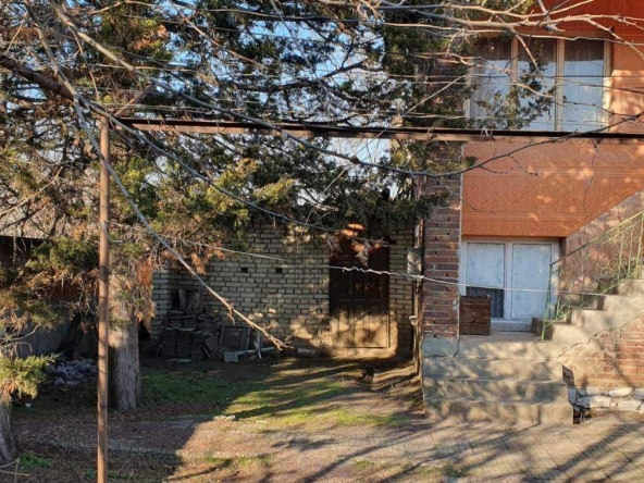 Къща в с. Цалапица, Област Пловдив - 130 кв.м за 500 €/кв.м - Снимка #1