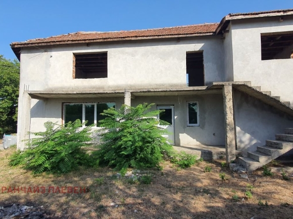 Къща в с. Върбица, Област Плевен - 150 кв.м за 254 €/кв.м - Снимка #1