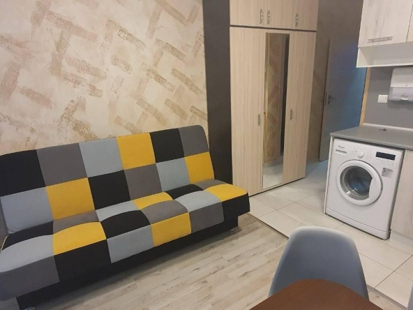 Дава се под наем Едностаен апартамент в София, Студентски град - 35 кв.м за 563 € - Снимка #1