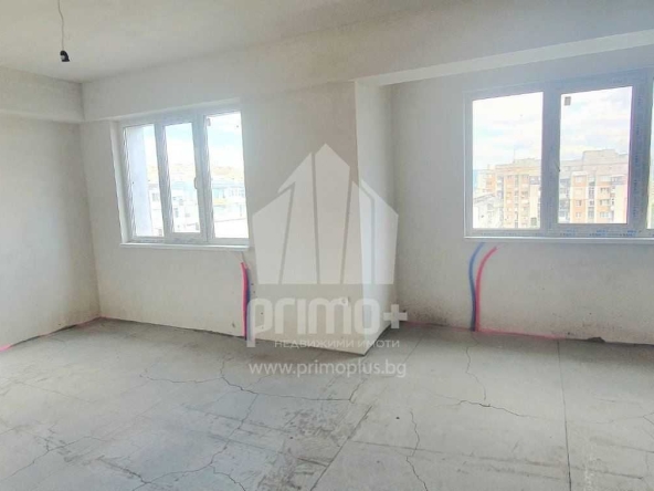 Тристаен апартамент в Велико Търново, Център - 86 кв.м за 1745 €/кв.м - Снимка #1