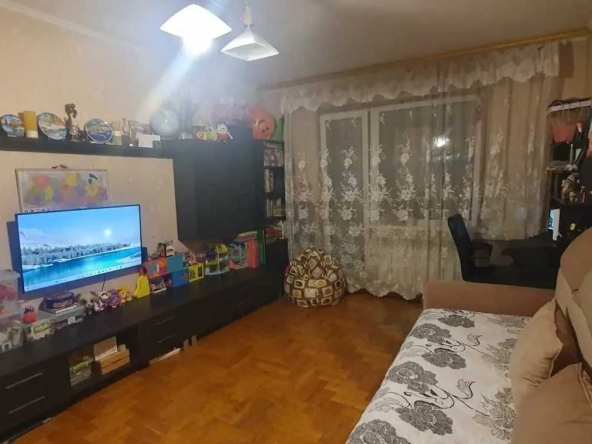 Дава се под наем Двустаен апартамент в София, Зона Б-18 - 55 кв.м за 448.8 € - Снимка #1