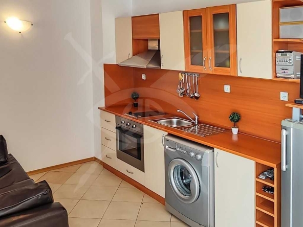 Двустаен апартамент в к.к. Слънчев бряг - 68 кв.м за 510 €/кв.м - Снимка #1