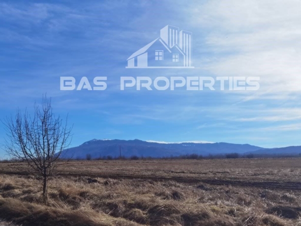 Парцел в с. Иваняне, Област София-град - 3503 кв.м за 61 €/кв.м - Снимка #1