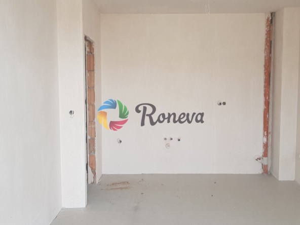 Двустаен апартамент в Варна, м-т Пчелина - 60 кв.м за 1417 €/кв.м - Снимка #1