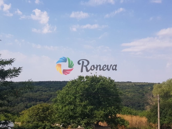 Къща в с. Орешак, Област Варна - 240 кв.м за 425 €/кв.м - Снимка #1