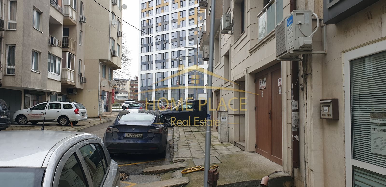 Гараж / Паркомясто в Варна, Лятно кино Тракия - 15 кв.м за 748 €/кв.м - Снимка #1