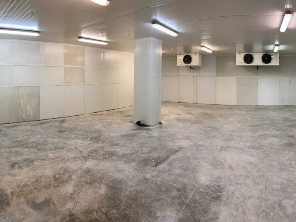 Дава се под наем Склад в Варна, Северна промишлена зона - 140 кв.м за 918 € - Снимка #1