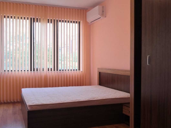 Дава се под наем Двустаен апартамент в Варна, Окръжна болница - 58 кв.м за 459 € - Снимка #1