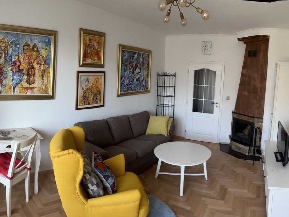 Дава се под наем Тристаен апартамент в София, Стрелбище - 85 кв.м за 900 € - Снимка #1