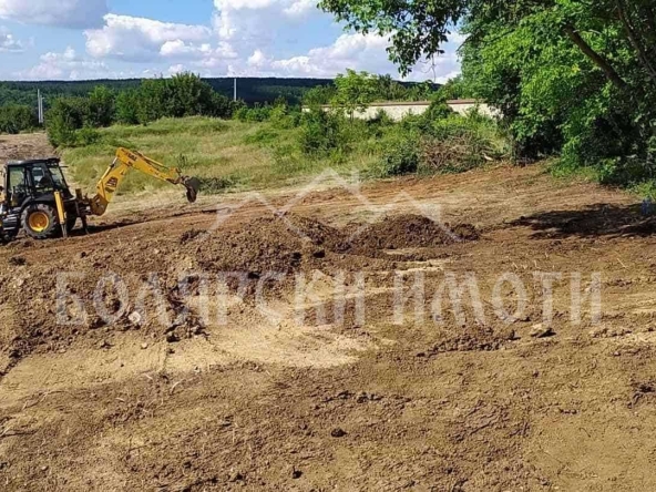 Парцел в с. Малки чифлик, Област Велико Търново - 608 кв.м за 21 €/кв.м - Снимка #1