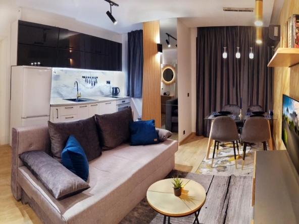 Дава се под наем Двустаен апартамент в Бургас, Лазур - 49 кв.м за 459 € - Снимка #1