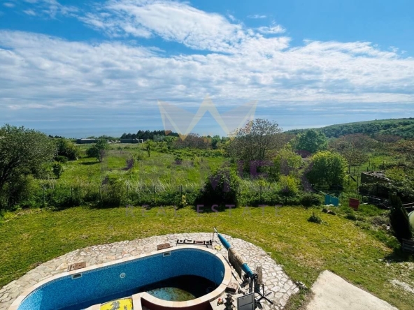 Къща в с. Топола, Област Добрич - 145 кв.м за 1138 €/кв.м - Снимка #1