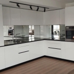 Дава се под наем Тристаен апартамент в София, Горубляне - 107 кв.м за 1100 € - Снимка #1