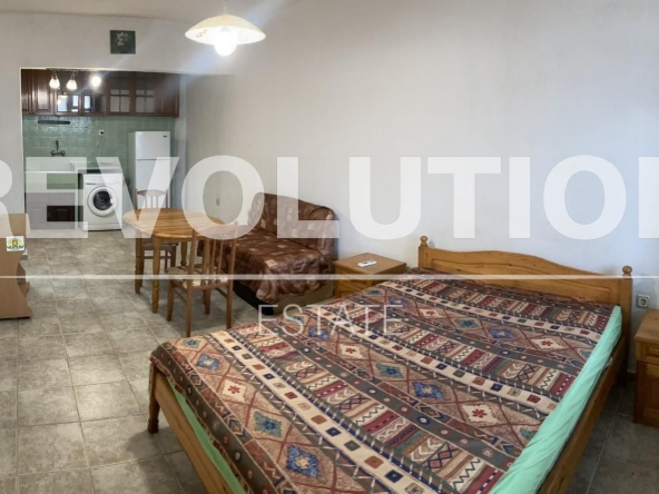 Дава се под наем Едностаен апартамент в Варна, Нептун - 40 кв.м за 300 € - Снимка #1