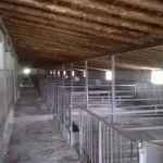 Промишлена сграда в с. Доброселец, Област Хасково - 10250 кв.м за 8 €/кв.м - Снимка #1